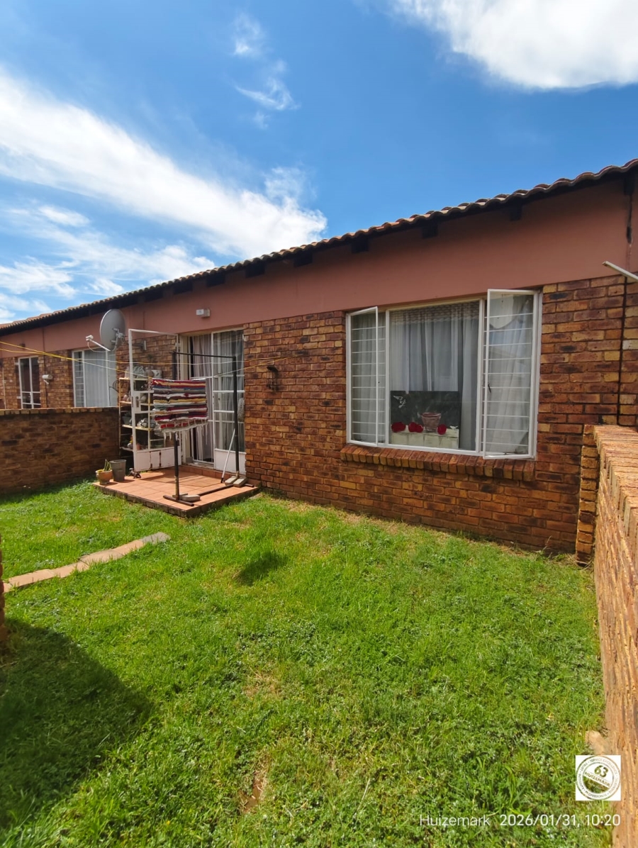 2 Bedroom Property for Sale in Vaalpark Free State